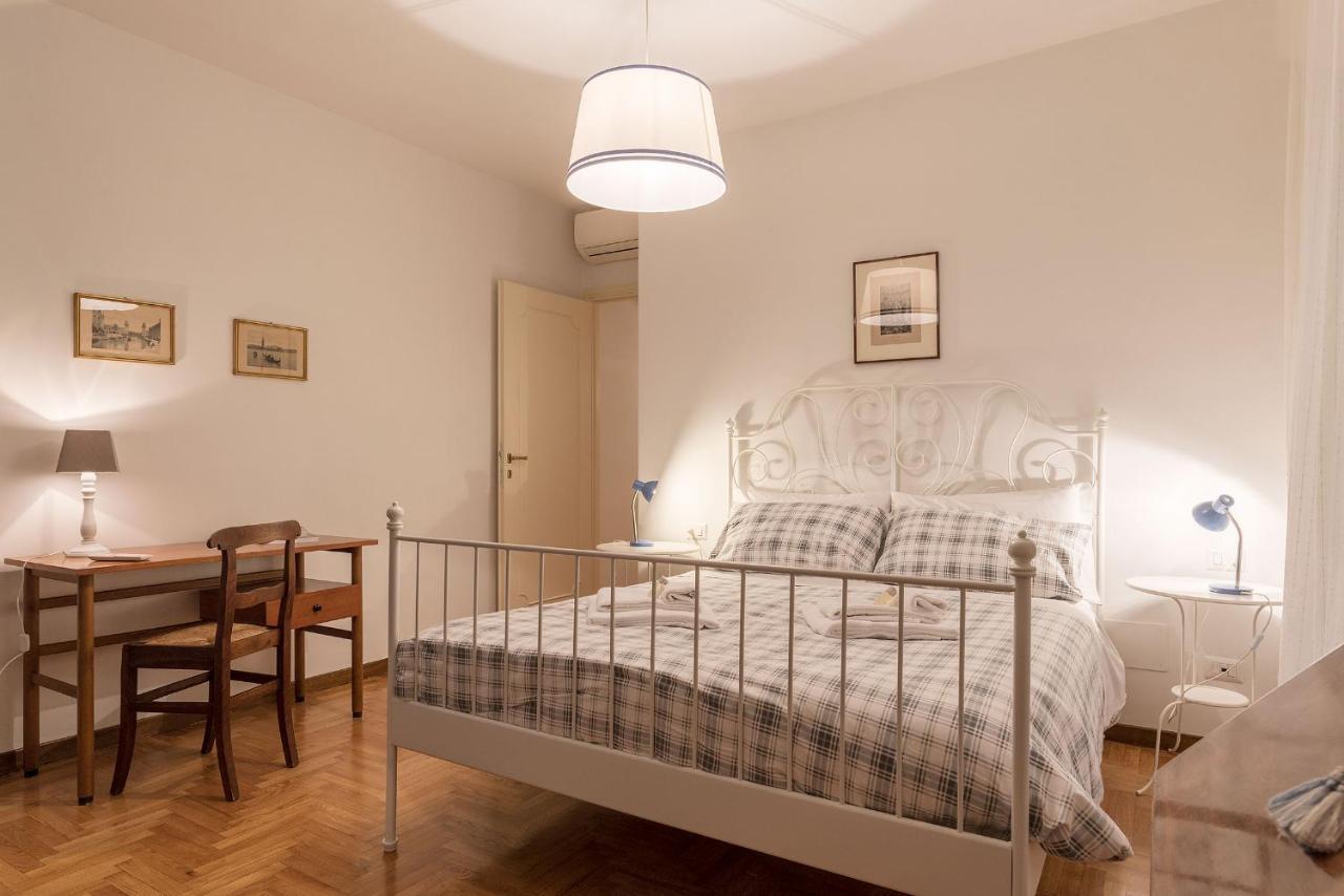 A Peaceful Retreat 2 Minutes From Piazza Navona - Fromhometorome Exterior photo