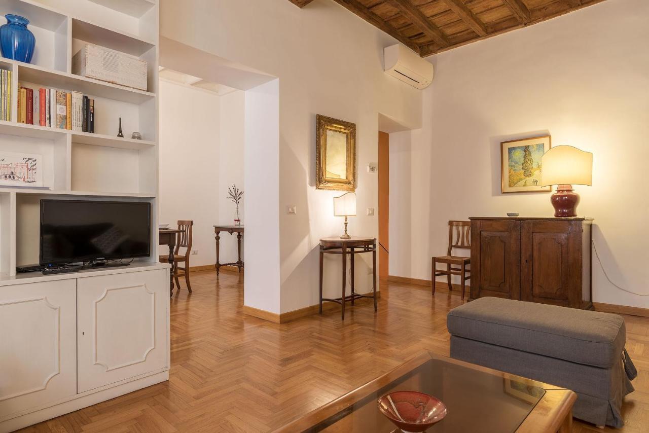 A Peaceful Retreat 2 Minutes From Piazza Navona - Fromhometorome Exterior photo