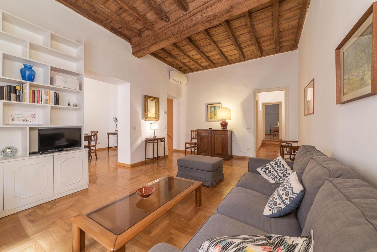 A Peaceful Retreat 2 Minutes From Piazza Navona - Fromhometorome Exterior photo