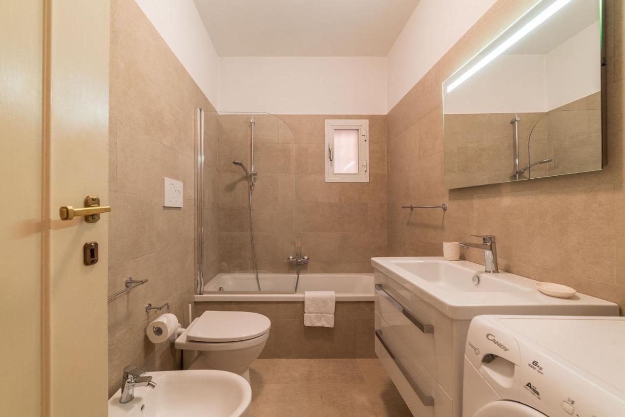A Peaceful Retreat 2 Minutes From Piazza Navona - Fromhometorome Exterior photo